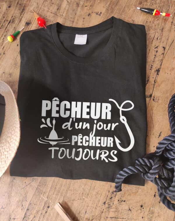 005-pecheur-dun-jour-pecheur-toujours-noir